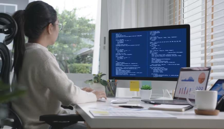西平县企业数字化解决方案:机器学习赋能商业模式升级的核心路径